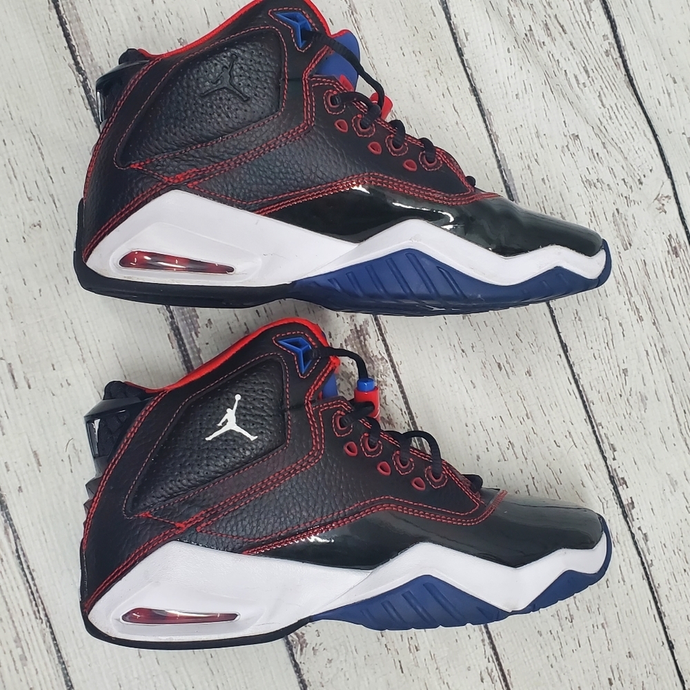 Jordan B'Loyal GS 'Bred'